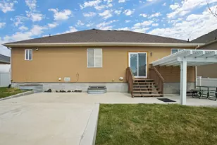 7141 W 8170 S, West Jordan, UT 84081 - Photo 26