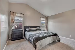 1474 N 175 E, Layton, UT 84041 - Photo 10