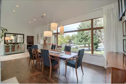 4 Cherrywoods Ln, Sandy, UT 84092 - Photo 4