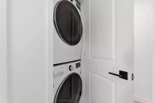 7151 W Iron Spring Ln, West Jordan, UT 84081 - Photo 24