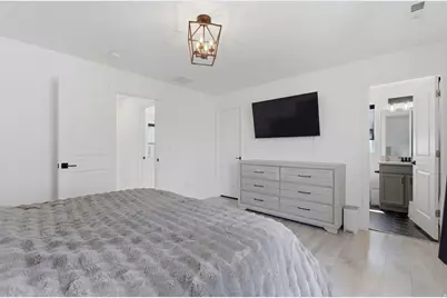 7151 W Iron Spring Ln, West Jordan, UT 84081 - Photo 16