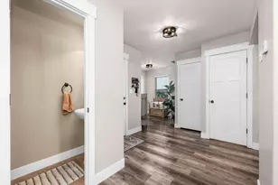 35 E Water Ln, Vineyard, UT 84059 - Photo 4