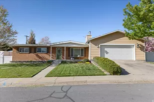 455 E 900 S, Centerville, UT 84014 - Photo 2