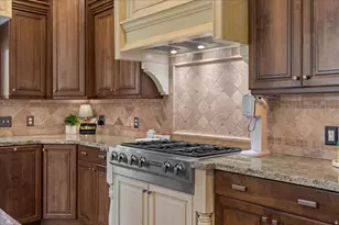 455 E 900 S, Centerville, UT 84014 - Photo 12