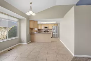 5371 S 600 E, South Ogden, UT 84405 - Photo 6