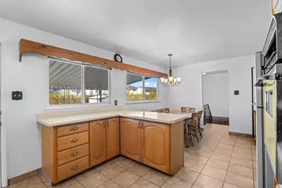 5170 S Charlotte Ave, Kearns, UT 84118 - Photo 16