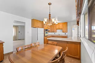 5170 S Charlotte Ave, Kearns, UT 84118 - Photo 20