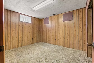 5170 S Charlotte Ave, Kearns, UT 84118 - Photo 32