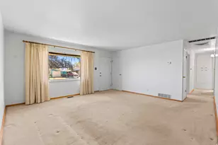 5170 S Charlotte Ave, Kearns, UT 84118 - Photo 6