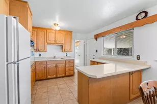 5170 S Charlotte Ave, Kearns, UT 84118 - Photo 18