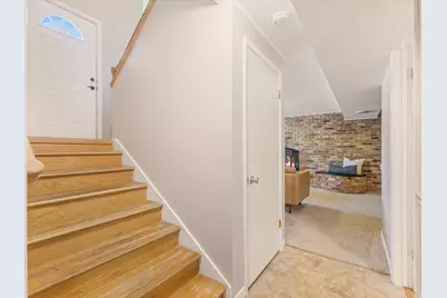 8628 S Mount Majestic Rd, Sandy, UT 84093 - Photo 18