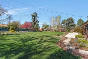 8628 S Mount Majestic Rd, Sandy, UT 84093 - Photo 28