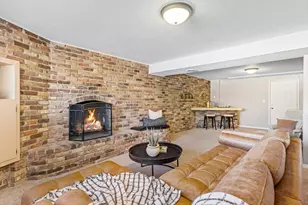 8628 S Mount Majestic Rd, Sandy, UT 84093 - Photo 20