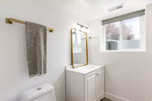 10251 S 535 E, Sandy, UT 84070 - Photo 28
