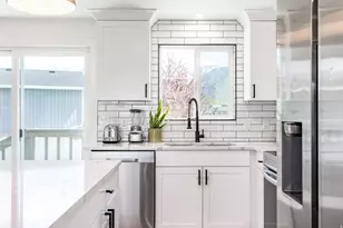 10251 S 535 E, Sandy, UT 84070 - Photo 8