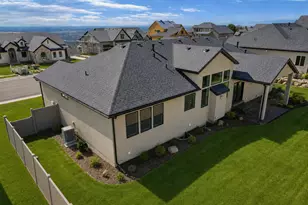 656 E Mountain Rd N, North Ogden, UT 84414 - Photo 10