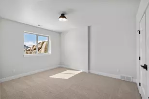 656 E Mountain Rd N, North Ogden, UT 84414 - Photo 12