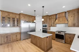 656 E Mountain Rd N, North Ogden, UT 84414 - Photo 4