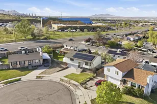 5572 W Jeremiah Dr, Kearns, UT 84118 - Photo 32