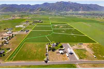 2710 W 6400 S #1, Wellsville, UT 84339 - Photo 2