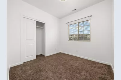 203 E Jordan Ridge Blvd #206, Saratoga Springs, UT 84045 - Photo 12