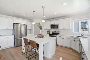 1318 W Wasatch Dr S, Saratoga Springs, UT 84045 - Photo 10