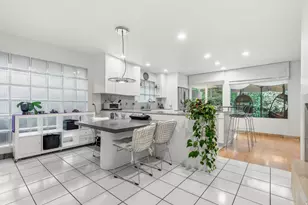 5750 Glenbrook Dr, Holladay, UT 84121 - Photo 18