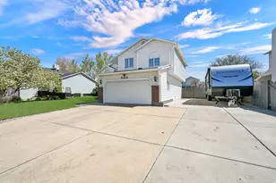 5414 S 3400 W, Roy, UT 84067 - Photo 2