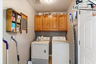 2001 S 1800 W, Syracuse, UT 84075 - Photo 26