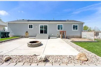 847 S 810 W, Tooele, UT 84074 - Photo 20