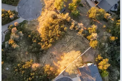 3721 S Oakridge Ct E, Bountiful, UT 84010 - Photo 4