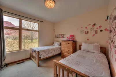 425 Amber Ln, Castle Valley, UT 84532 - Photo 18