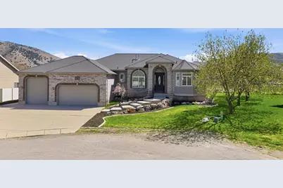 407 W Larkspur Ln, Morgan, UT 84050 - Photo 2