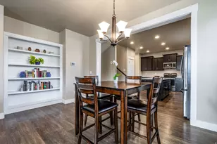 1977 E Redshoulder Dr N, Layton, UT 84040 - Photo 4