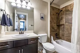 1977 E Redshoulder Dr N, Layton, UT 84040 - Photo 14