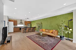 723 N 300 W, Salt Lake City, UT 84103 - Photo 8