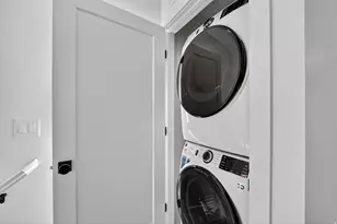 723 N 300 W, Salt Lake City, UT 84103 - Photo 16