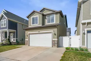 589 S Ravenwood Ln, Saratoga Springs, UT 84045 - Photo 2