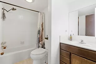 4963 S Eastridge Ln, Murray, UT 84117 - Photo 14