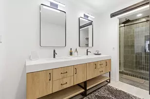 4963 S Eastridge Ln, Murray, UT 84117 - Photo 16