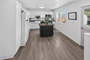 4375 W 5135 S, Kearns, UT 84118 - Photo 18