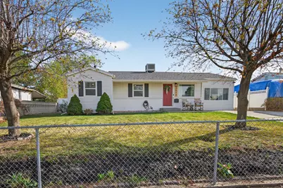 4375 W 5135 S, Kearns, UT 84118 - Photo 2