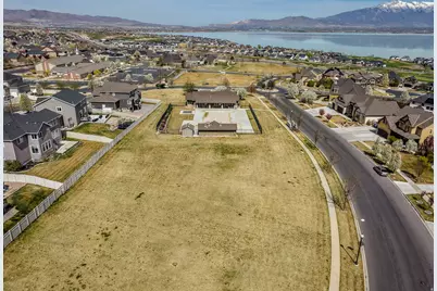 313 W Birch Dr, Saratoga Springs, UT 84045 - Photo 56