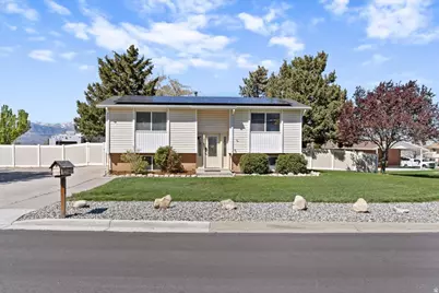 928 Southwest Dr, Tooele, UT 84074 - Photo 1