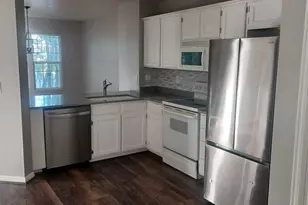 185 N 50 W, Centerville, UT 84014 - Photo 4