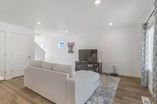 8533 W Meadow Bank Wy, Magna, UT 84044 - Photo 6