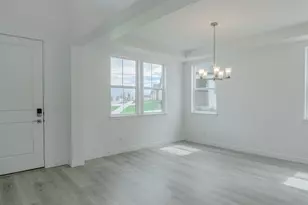 1301 S Jake Dr, Saratoga Springs, UT 84045 - Photo 2