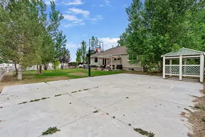 4212 N Majors St E, Eagle Mountain, UT 84005 - Photo 30