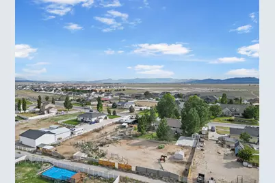 4212 N Majors St E, Eagle Mountain, UT 84005 - Photo 38