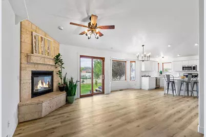 4212 N Majors St E, Eagle Mountain, UT 84005 - Photo 6